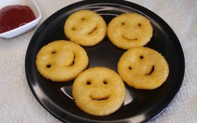 Potato Smiley Recipe | McCain Smiles | How to make Potato Smiley