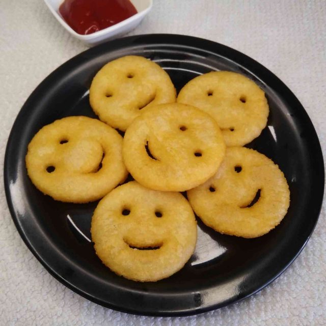 Potato Smiley Recipe | McCain Smiles | How to make Potato Smiley